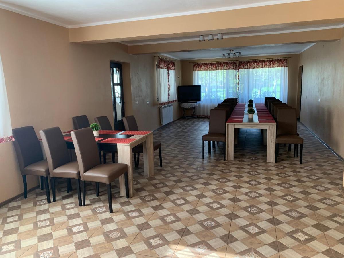 Hôtel Vila Mogan à Moieciu de Jos Extérieur photo